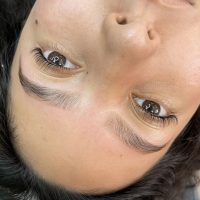 diseño de cejas y lifting de pestañas